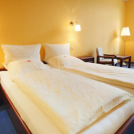 Landhotel Zum Pottkuchen Kalbe  Екстер'єр фото