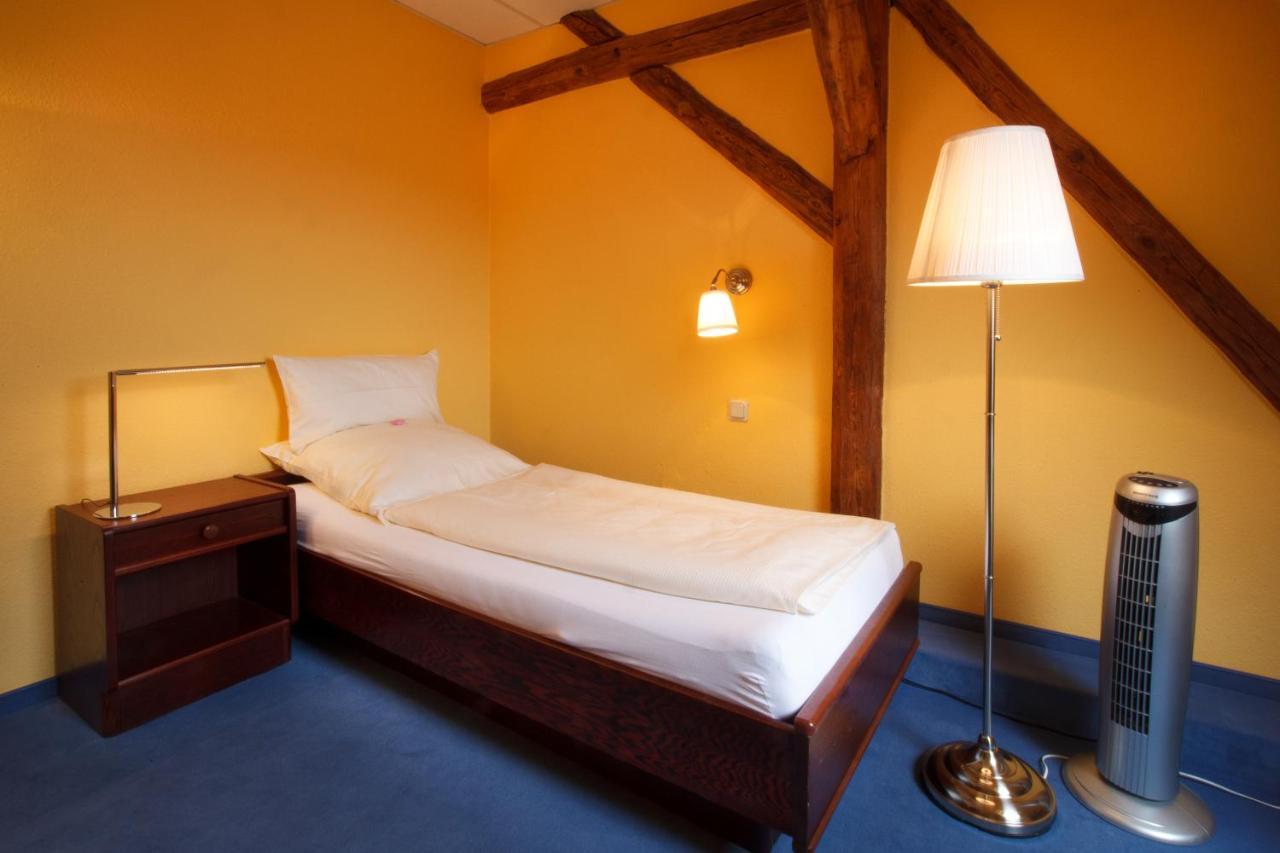 Landhotel Zum Pottkuchen Kalbe  Екстер'єр фото