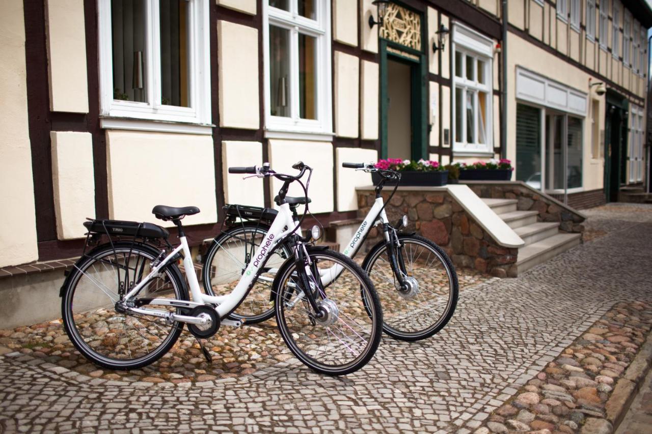 Landhotel Zum Pottkuchen Kalbe  Екстер'єр фото
